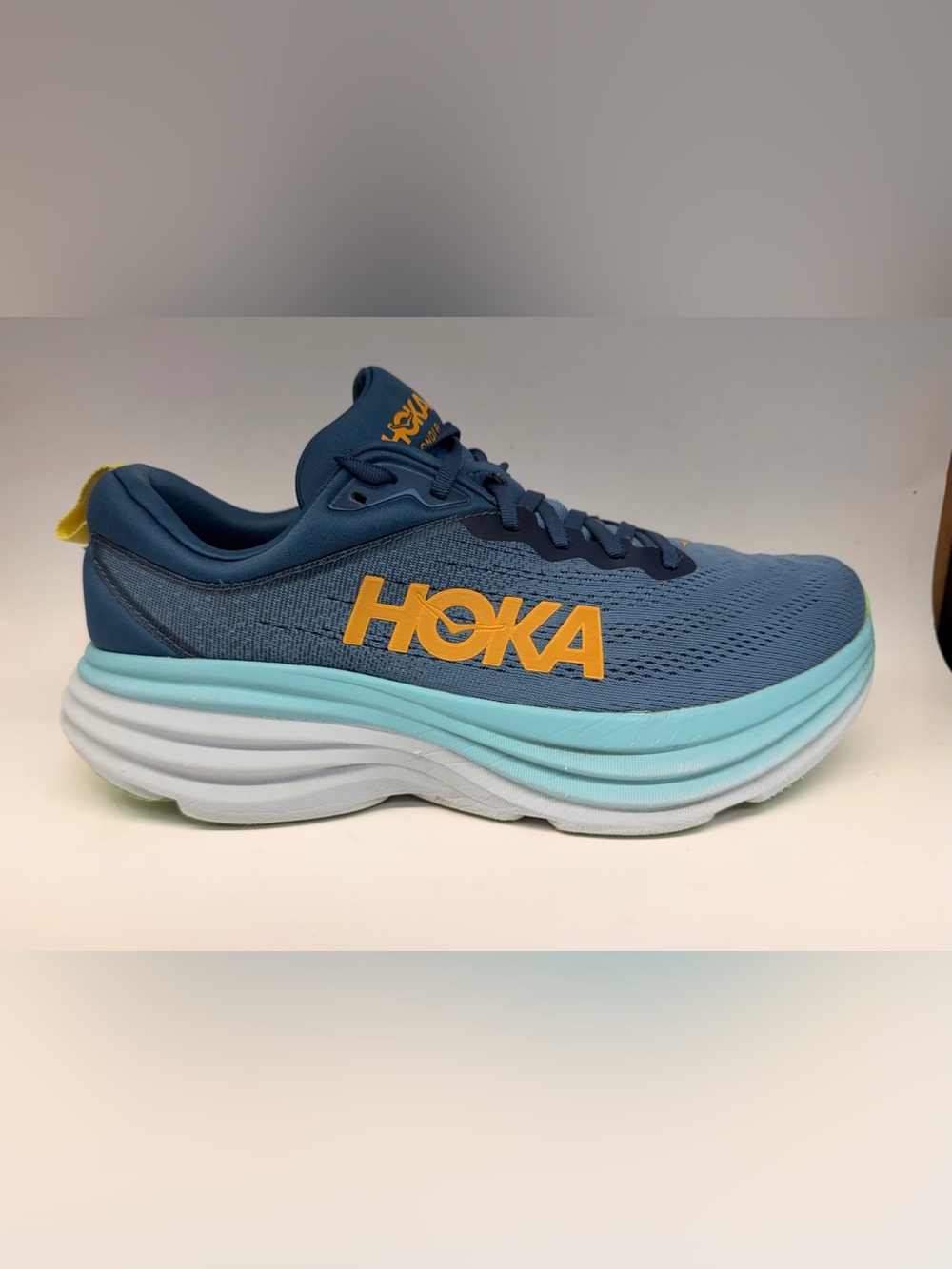 Hoka Bondi 8 (175)